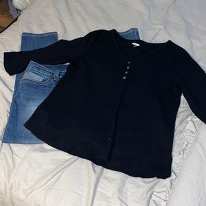 Old Navy top paired with Seven skinny fit crop jeans!